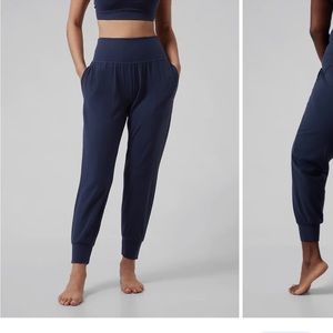 Medium tall Athleta Jogger, dark blue.